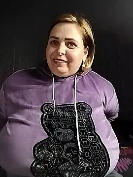 EvaCristal online show from March 18, 2026, 4:21 pm