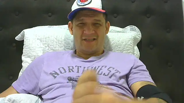 altenori112 online show from February 16, 2025, 1:38 pm