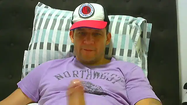 altenori112 online show from September 20, 2025, 1:17 am