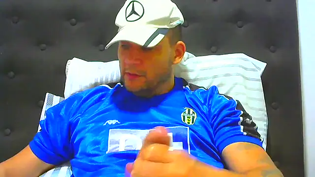 altenori112 online show from September 30, 2025, 9:31 pm