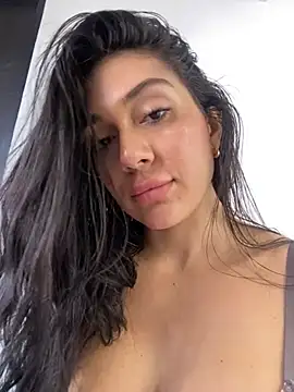 LaanaCooper online show from February 19, 2025, 3:49 pm