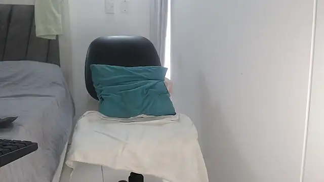 fisting room online show from November 8, 2025, 9:46 pm