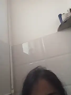 Snapshot of Manjushri35 chatting on December 23, 2024, 4:33 am Manjushri35 online show from December 23, 2024, 4:33 am