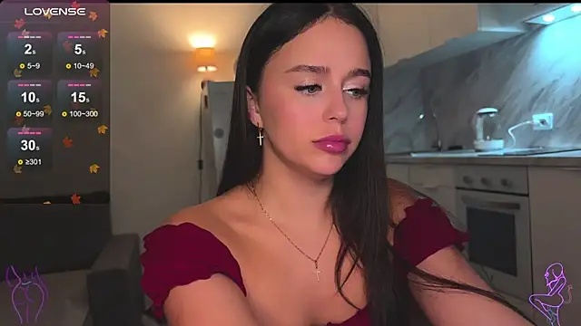 Megan Nilson online show from December 6, 2024, 8:18 pm