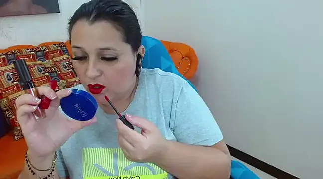 Snapshot of Kerly_Doll chatting on February 13, 2025, 9:17 pm Kerly Doll online show from February 13, 2025, 9:17 pm