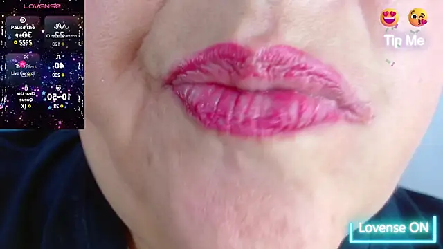 Snapshot of Kerly_Doll chatting on February 24, 2025, 4:15 pm Kerly Doll online show from February 24, 2025, 4:15 pm