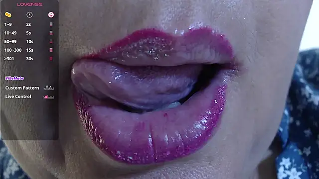 Snapshot of Kerly_Doll chatting on March 8, 2025, 12:55 am Kerly Doll online show from March 8, 2025, 12:55 am