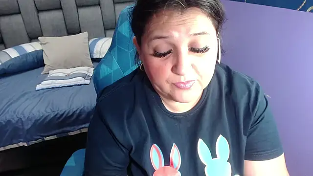 Snapshot of Kerly_Doll chatting on November 11, 2025, 6:41 pm Kerly Doll online show from November 11, 2025, 6:41 pm