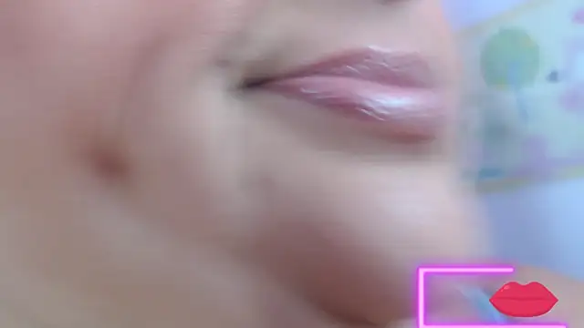 Snapshot of Kerly_Doll chatting on November 13, 2025, 2:27 pm Kerly Doll online show from November 13, 2025, 2:27 pm