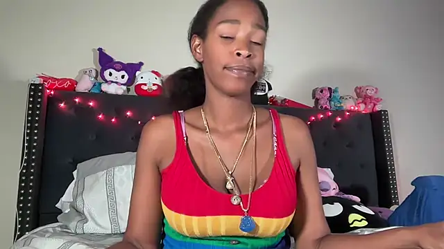 Snapshot of Cum2Charm chatting on September 26, 2025, 4:27 am Cum2Charm online show from September 26, 2025, 4:27 am