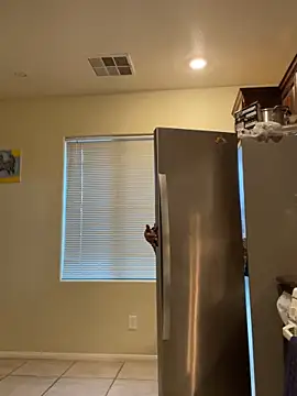 Snapshot of Cum2Charm chatting on October 13, 2025, 2:06 pm Cum2Charm online show from October 13, 2025, 2:06 pm