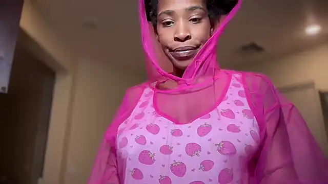 Snapshot of Cum2Charm chatting on November 17, 2025, 2:34 pm Cum2Charm online show from November 17, 2025, 2:34 pm