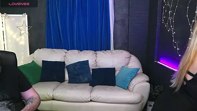 AlisaAleksandr online show from February 15, 2025, 5:39 pm