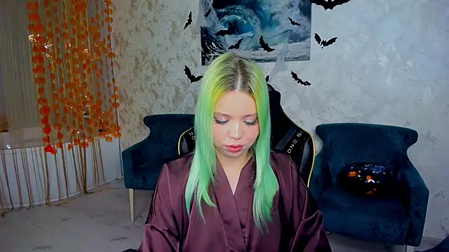 EnergyBunny 1 online show from October 27, 2025, 6:34 pm