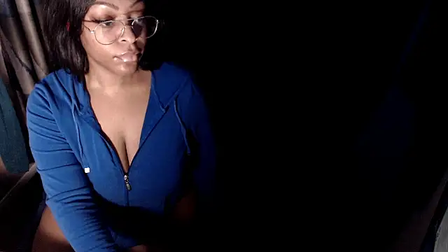 LEXIJAYNEX online show from March 19, 2025, 3:51 pm