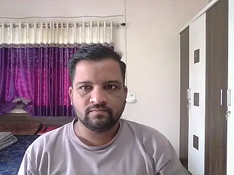 dhruv love online show from December 4, 2025, 4:11 am