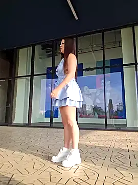 Alyshanon18 online show from January 1, 2025, 9:41 pm