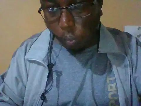 honeyswit online show from September 12, 2025, 6:30 pm