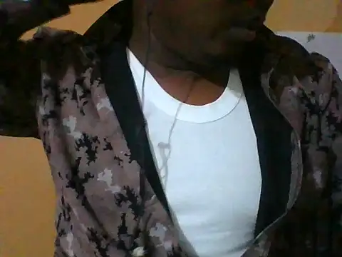 honeyswit online show from September 30, 2025, 8:47 pm