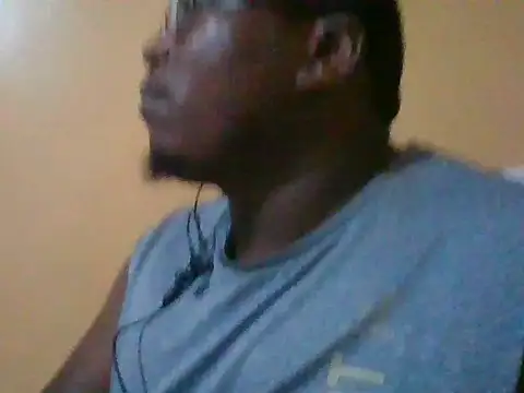 honeyswit online show from October 12, 2025, 7:24 pm