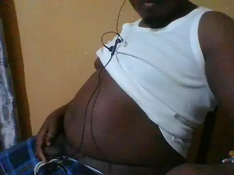 honeyswit online show from October 30, 2025, 7:47 pm