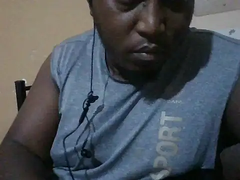 honeyswit online show from November 23, 2025, 9:14 pm