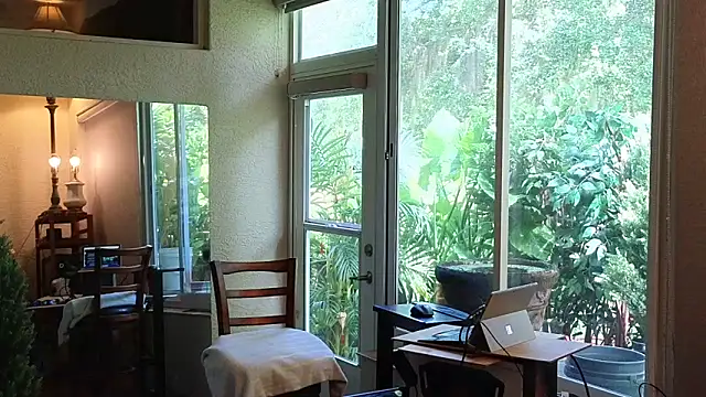 Snapshot of eliberator1777 chatting on June 18, 2026, 3:05 pm eliberator1777 online show from June 18, 2026, 3:05 pm