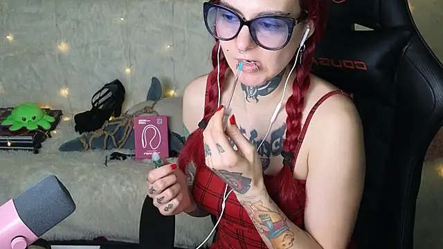 Ginger Stay online show from October 23, 2025, 2:00 am