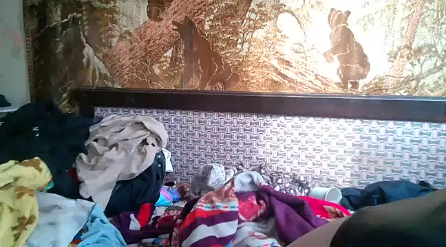 WildMissNiks online show from March 12, 2025, 7:57 am