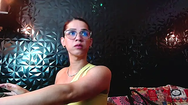 PINK  LOLA1 online show from October 2, 2025, 12:17 am