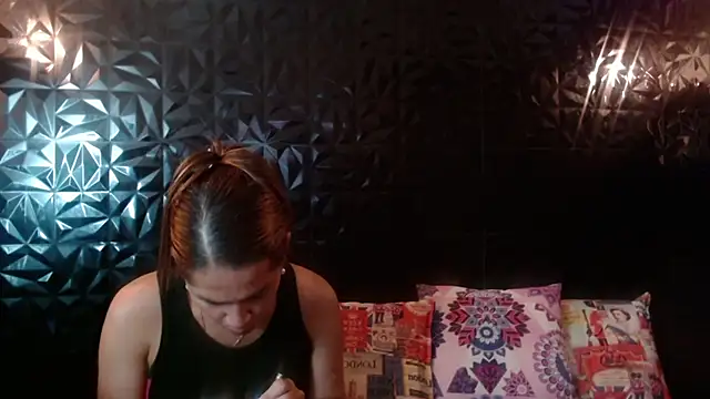 PINK  LOLA1 online show from April 6, 2026, 11:16 pm