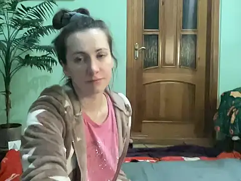 Snapshot of AngelTough20 chatting on March 12, 2026, 12:39 am AngelTough20 online show from March 12, 2026, 12:39 am