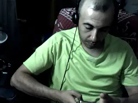 Snapshot of big_heart chatting on September 12, 2025, 9:59 pm big heart online show from September 12, 2025, 9:59 pm