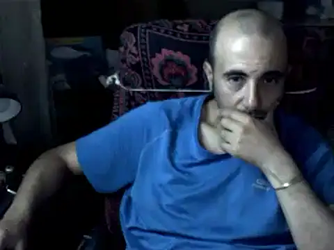 Snapshot of big_heart chatting on June 12, 2026, 7:40 am big heart online show from June 12, 2026, 7:40 am