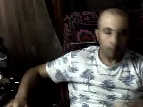 Snapshot of big_heart chatting on July 7, 2026, 2:43 pm big heart online show from July 7, 2026, 2:43 pm