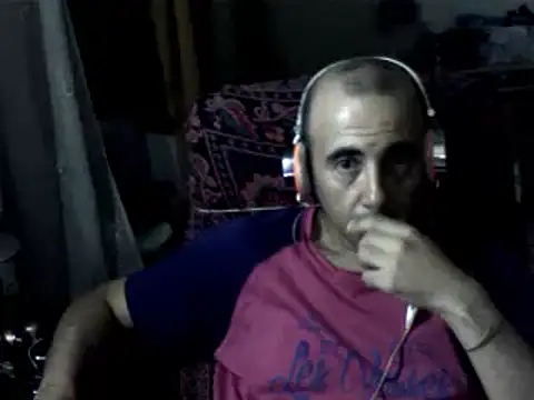 Snapshot of big_heart chatting on July 14, 2026, 4:13 pm big heart online show from July 14, 2026, 4:13 pm