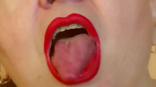 Snapshot of LadyPosh chatting on January 3, 2025, 1:16 am LadyPosh online show from January 3, 2025, 1:16 am