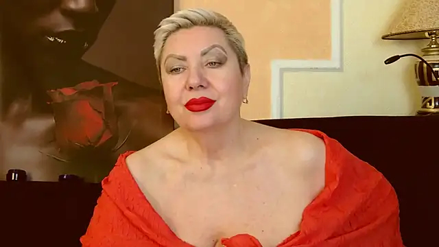 Snapshot of LadyPosh chatting on February 26, 2025, 4:25 am LadyPosh online show from February 26, 2025, 4:25 am