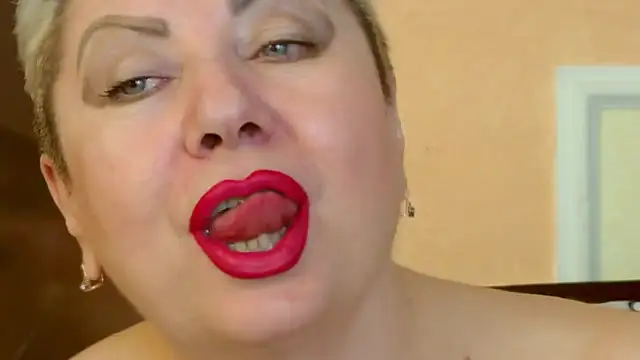 Snapshot of LadyPosh chatting on February 26, 2025, 9:48 pm LadyPosh online show from February 26, 2025, 9:48 pm