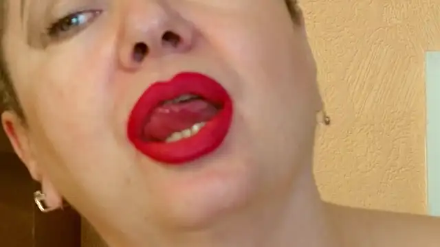 Snapshot of LadyPosh chatting on February 27, 2025, 5:24 am LadyPosh online show from February 27, 2025, 5:24 am