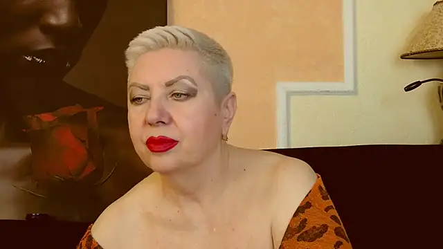 Snapshot of LadyPosh chatting on March 14, 2025, 9:32 pm LadyPosh online show from March 14, 2025, 9:32 pm