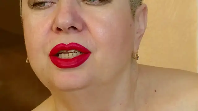 Snapshot of LadyPosh chatting on March 22, 2025, 3:52 am LadyPosh online show from March 22, 2025, 3:52 am