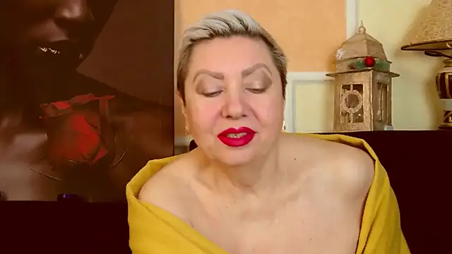 LadyPosh online show from February 5, 2026, 10:20 am