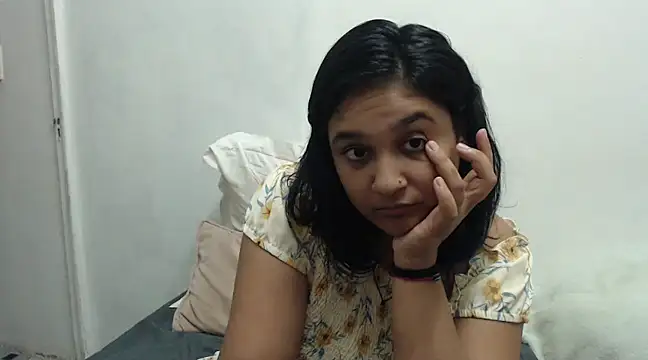 Indianbloom- online show from February 1, 2025, 8:39 am