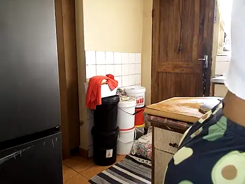 Indianbloom- online show from September 12, 2025, 9:42 am