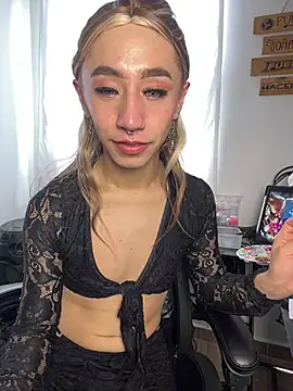 Snapshot of Littlebunny21 chatting on December 15, 2024, 7:21 pm Littlebunny21 online show from December 15, 2024, 7:21 pm