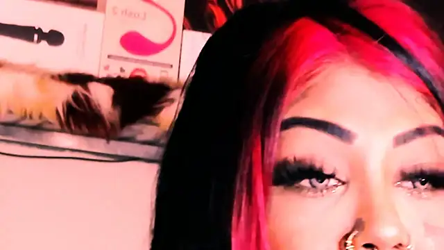 indian dreamgirl online show from November 10, 2025, 4:17 pm