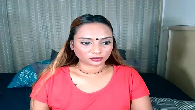 sexyindianchic online show from February 26, 2026, 6:18 pm