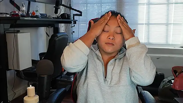 Bubbleliyah online show from February 2, 2026, 1:43 pm