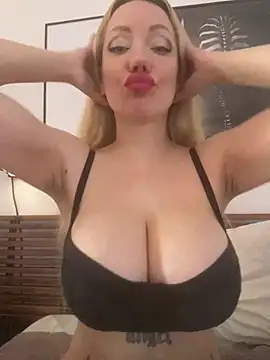 SofiaJoy online show from February 20, 2026, 2:06 pm